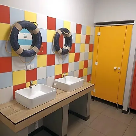 Nad Regalica Konukevi Szczecin