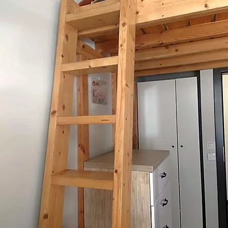 Nad Regalica Konukevi